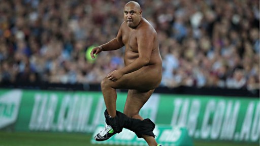 Don't be like this fat moron, please.