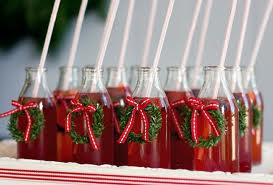 This a cute serving idea for your next Christmas shindig!